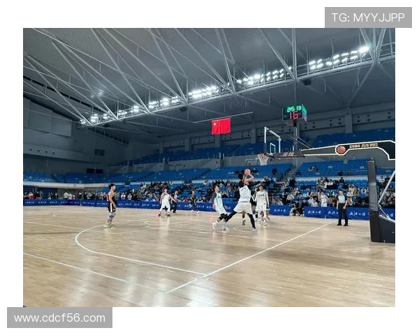 上海篮球队在冠军赛中的耐力与韧性展现引发的深思与启示 上海篮球队在冠军赛中的耐力与韧性展现引发的深思与启示