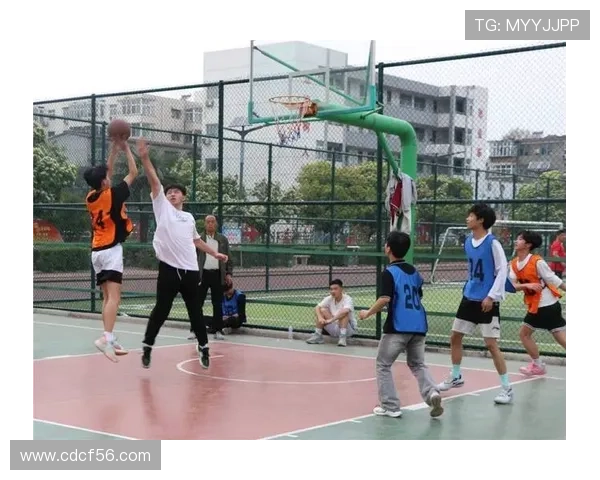 北京篮球队选拔赛逆袭之旅全景回顾展现拼搏精神与团队力量 北京篮球队选拔赛逆袭之旅全景回顾展现拼搏精神与团队力量