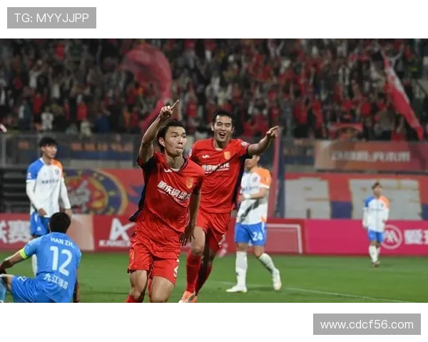 广州足球队强势领跑总决赛积分榜以72分稳居第一名